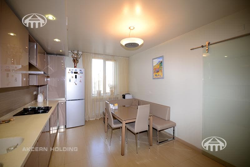 Квартира · 3 комн. · 115 м² · Кентрон