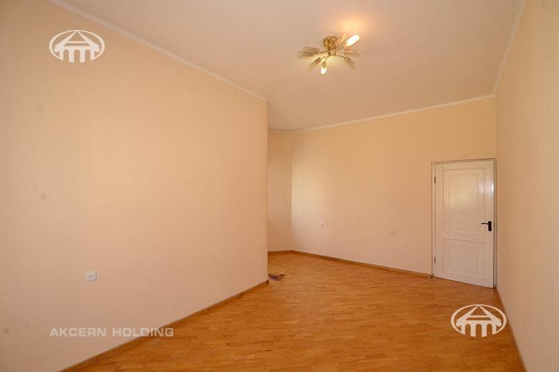 Առանձնատուն · 7 սեն. · 540 մ² · Աջափնյակ
