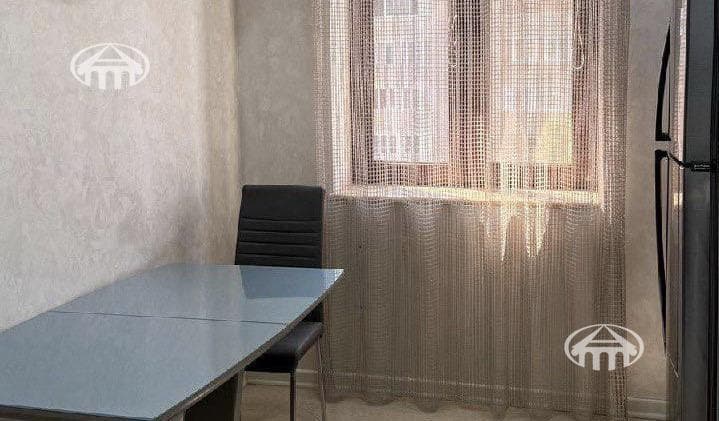 Квартира · 4 комн. · 117 м² · г.Абовян