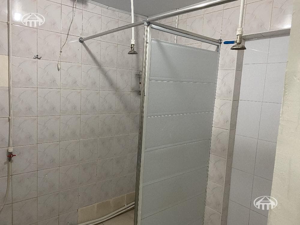 Գրասենյակ · 141 մ² · Կենտրոն