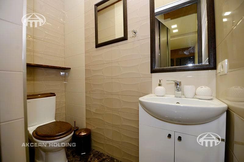 Apartment · 3 rooms · 145 m² · Kentron