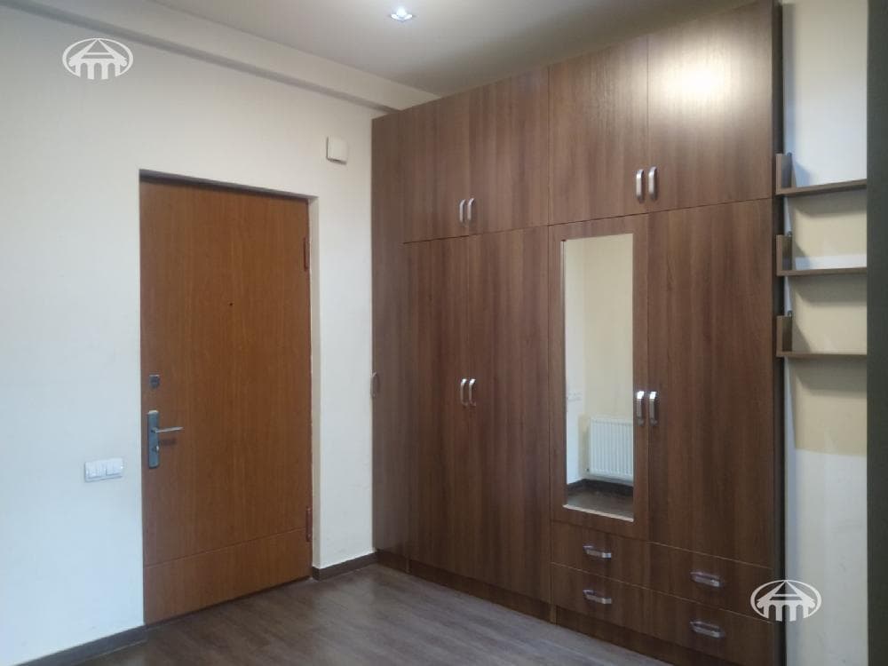 Բնակարան · 2 սեն. · 67 մ² · Արաբկիր — Լուսանկար 6 / 12