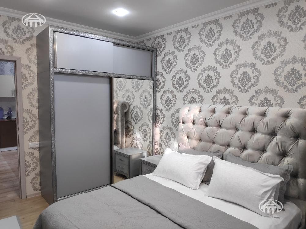 Hotel · 90 m² · Erebuni