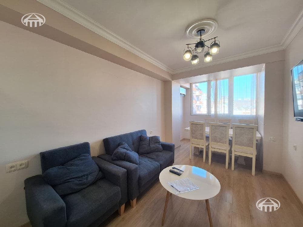 Квартира · 3 комн. · 65 м² · Кентрон