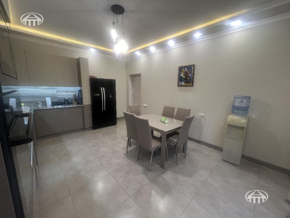 Առանձնատուն · 5 սեն. · 205 մ² · Շենգավիթ