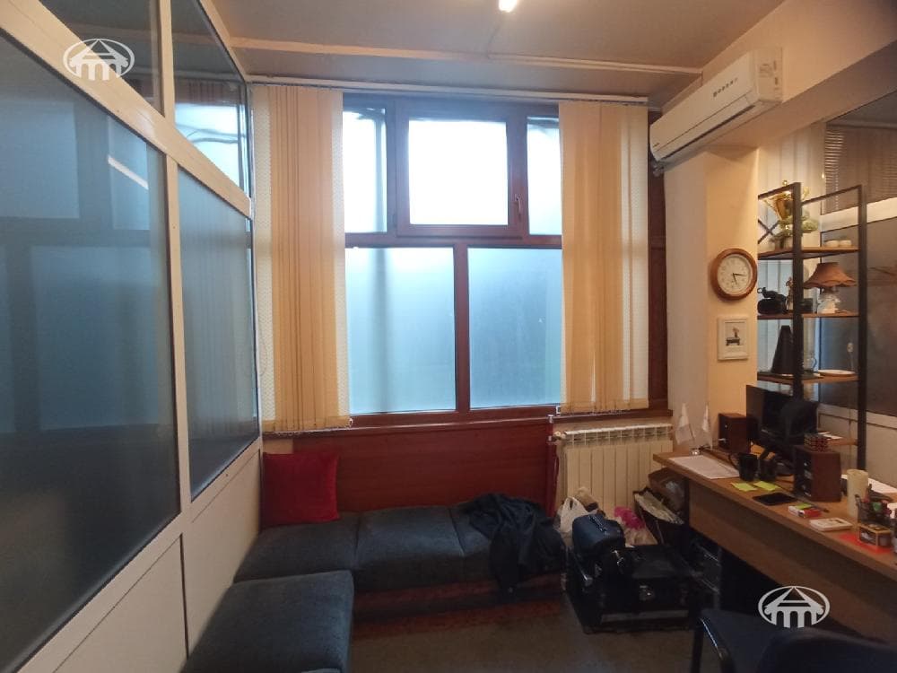 Office · 309 m² · Kentron
