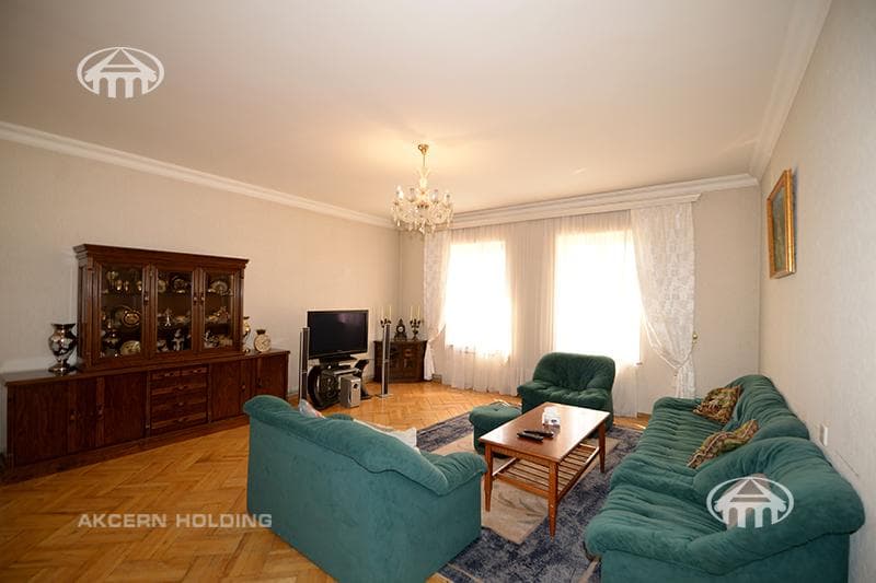 Особняк · 6 комн. · 363 м² · Касах