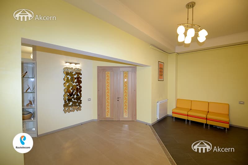 Apartment · 3 rooms · 158 m² · Arabkir