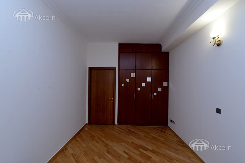 Բնակարան · 3 սեն. · 105 մ² · Արաբկիր