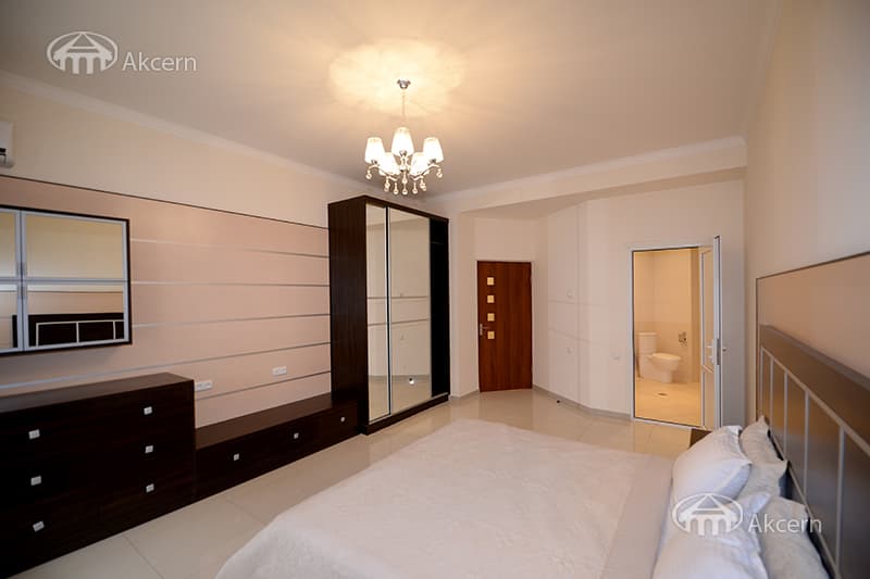Квартира · 3 комн. · 120 м² · Кентрон
