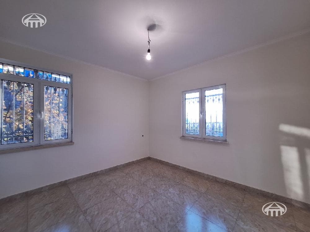 Mansion · 8 rooms · 460 m² · Kanaker-Zeytun