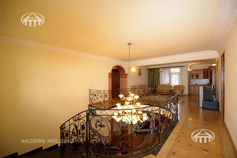 Особняк · 6 комн. · 586 м² · Норк-Мараш