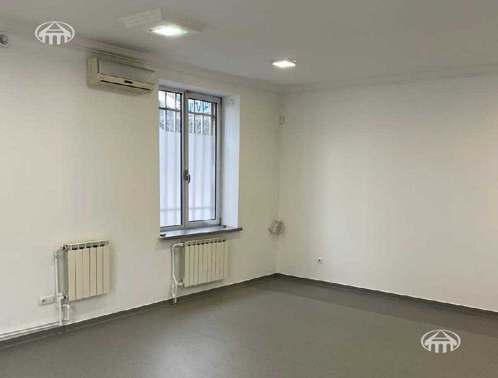 Retail · 50 m² · Kentron