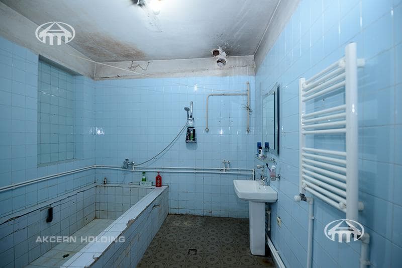 Особняк · 5 комн. · 350 м² · Гарни