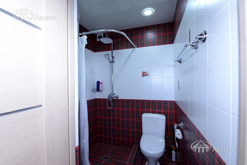 Дом · 5 комн. · 540 м² · Кентрон