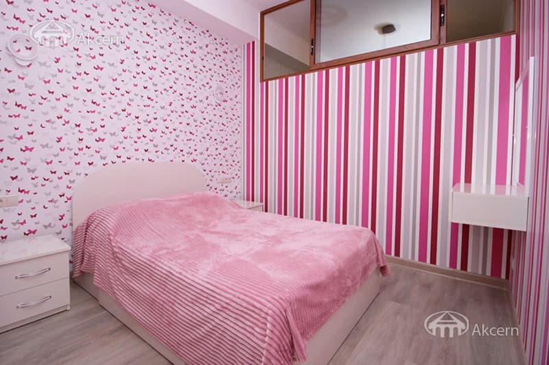Apartment · 2 rooms · 80 m² · Kentron