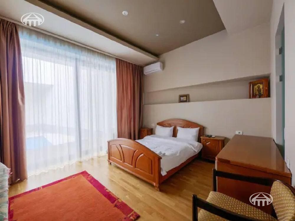 Mansion · 6 rooms · 500 m² · Kanaker-Zeytun