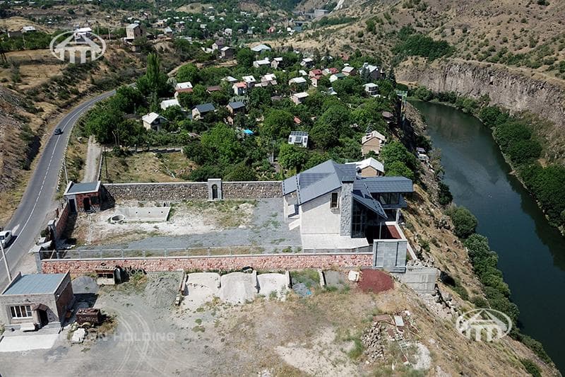 Առանձնատուն · 5 սեն. · 527 մ² · գ. Արգել