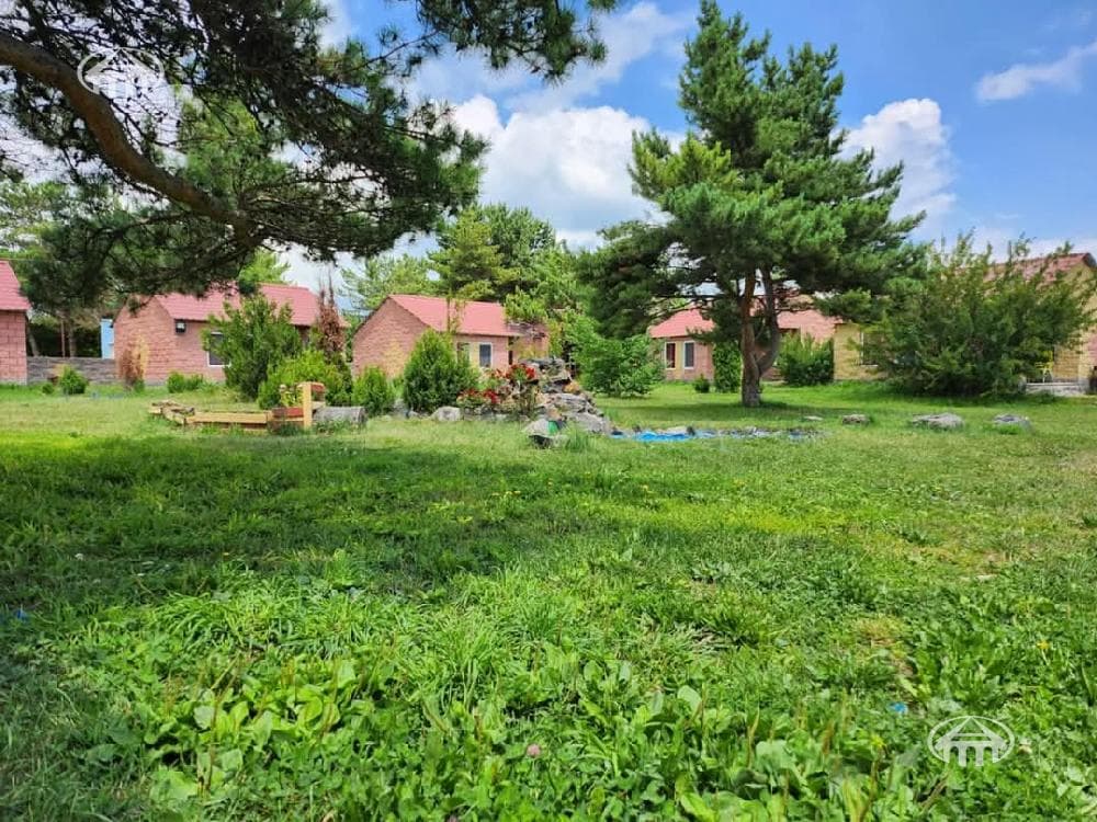 Hotel · 969 m² · Sevan