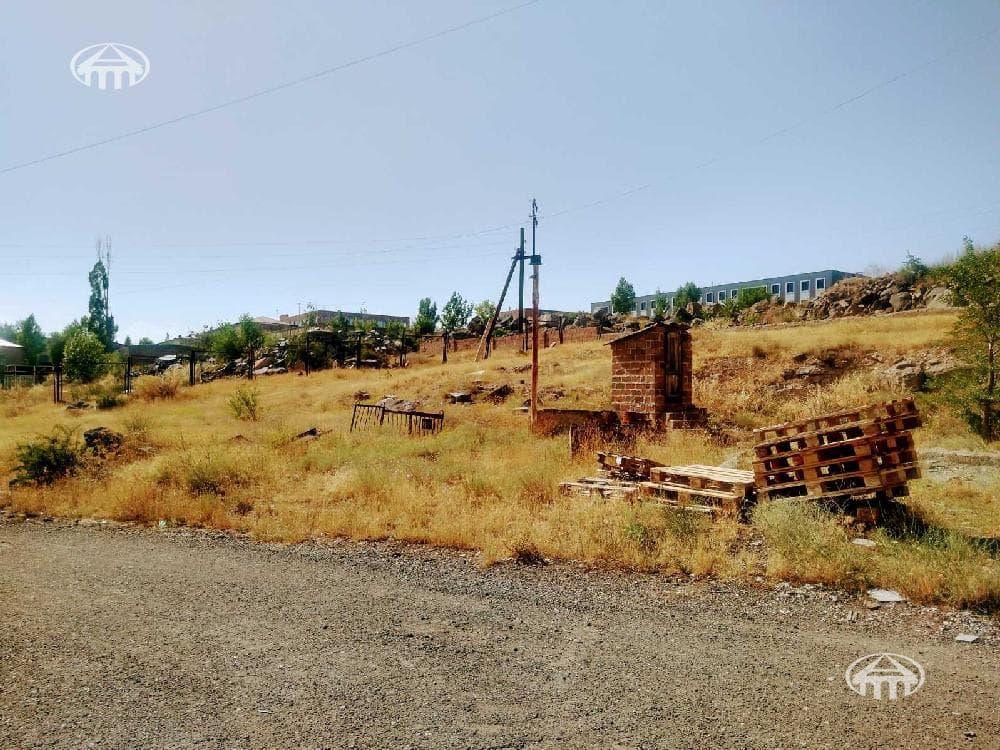 Այլ · 560 մ² · Մայակովսկի