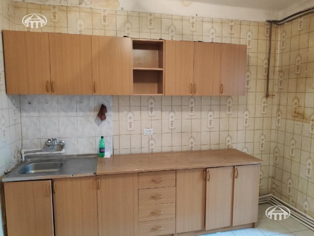 Квартира · 2 комн. · 64 м² · Кентрон