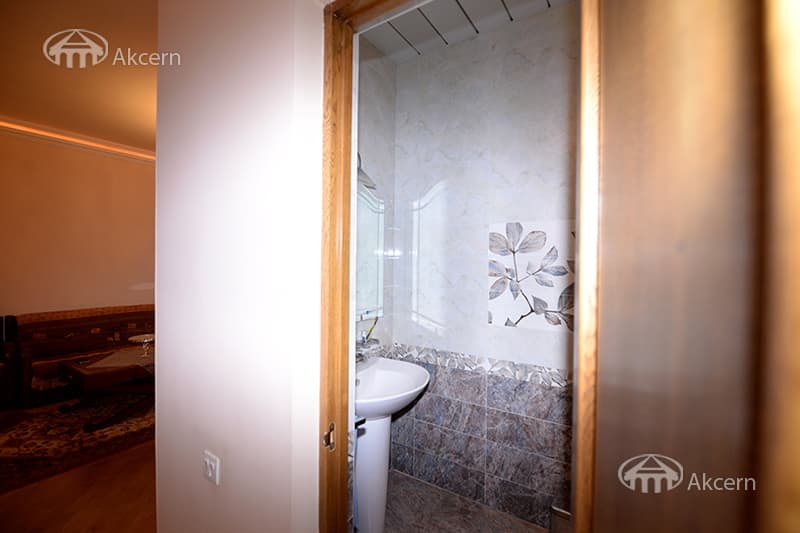 Квартира · 4 комн. · 153 м² · Арабкир