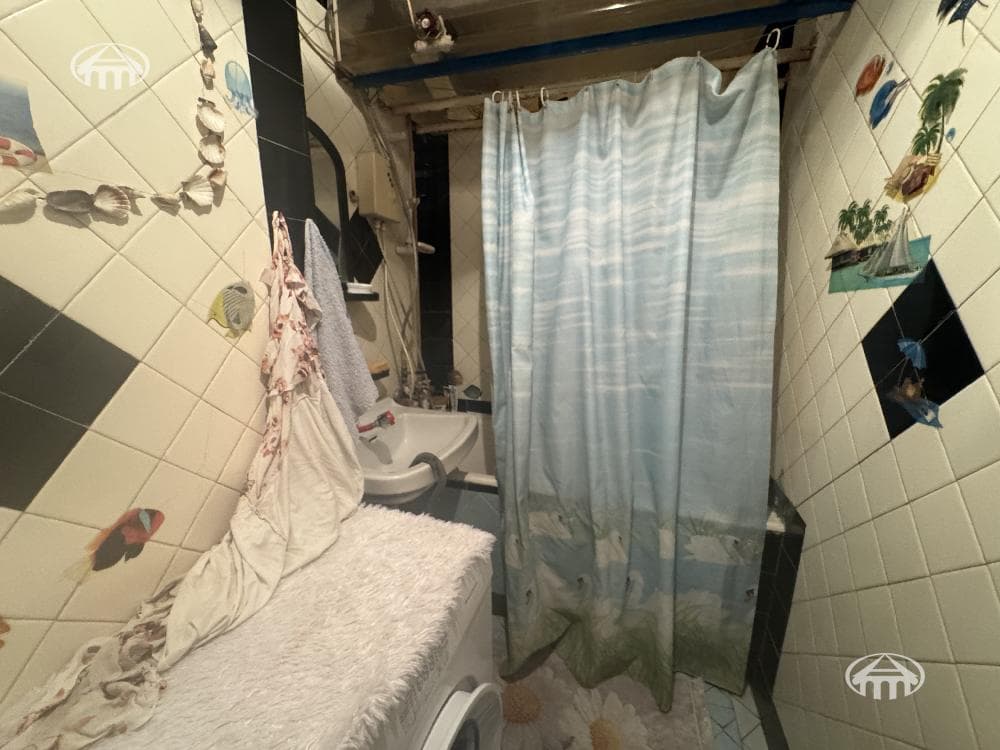Квартира · 2 комн. · 65 м² · Кентрон