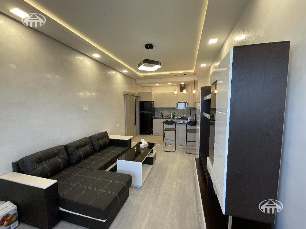 Apartment · 2 rooms · 65 m² · Kanaker-Zeytun