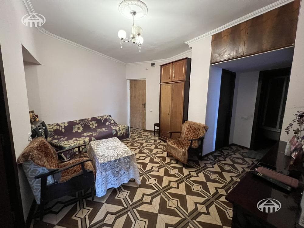 Квартира · 2 комн. · 75 м² · Аджапняк