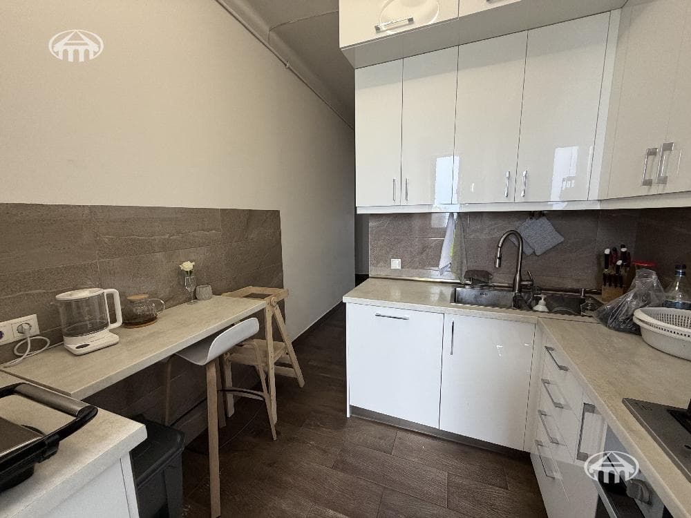 Apartment · 3 rooms · 98 m² · Arabkir