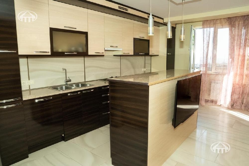 Квартира · 4 комн. · 112 м² · Арабкир