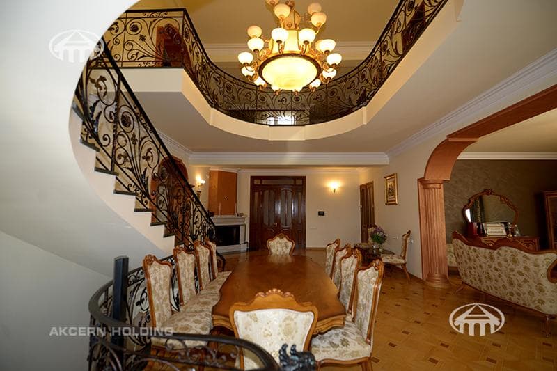 Особняк · 6 комн. · 586 м² · Норк-Мараш