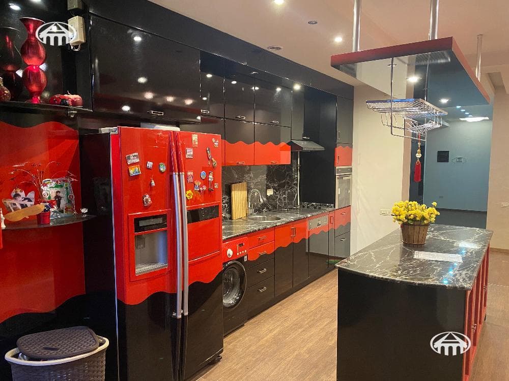 Квартира · 4 комн. · 162 м² · Арабкир