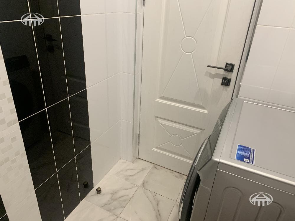 Квартира · 3 комн. · 95 м² · Кентрон