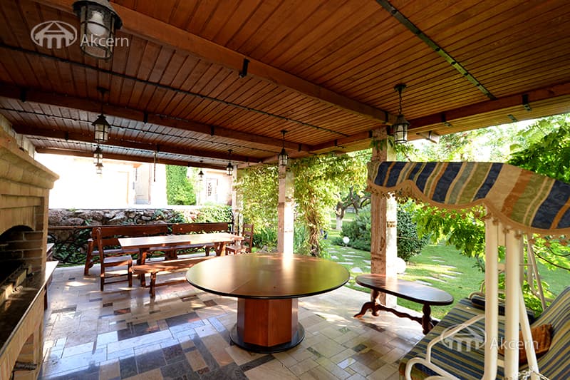 Особняк · 5 комн. · 270 м² · Канакер-Зейтун