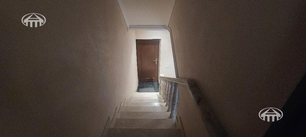House · 7 rooms · 174 m² · Shengavit