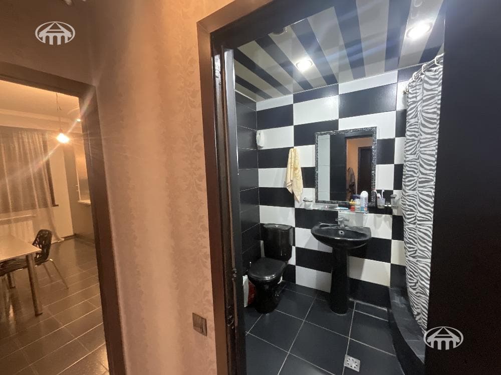 Квартира · 4 комн. · 92 м² · Аджапняк