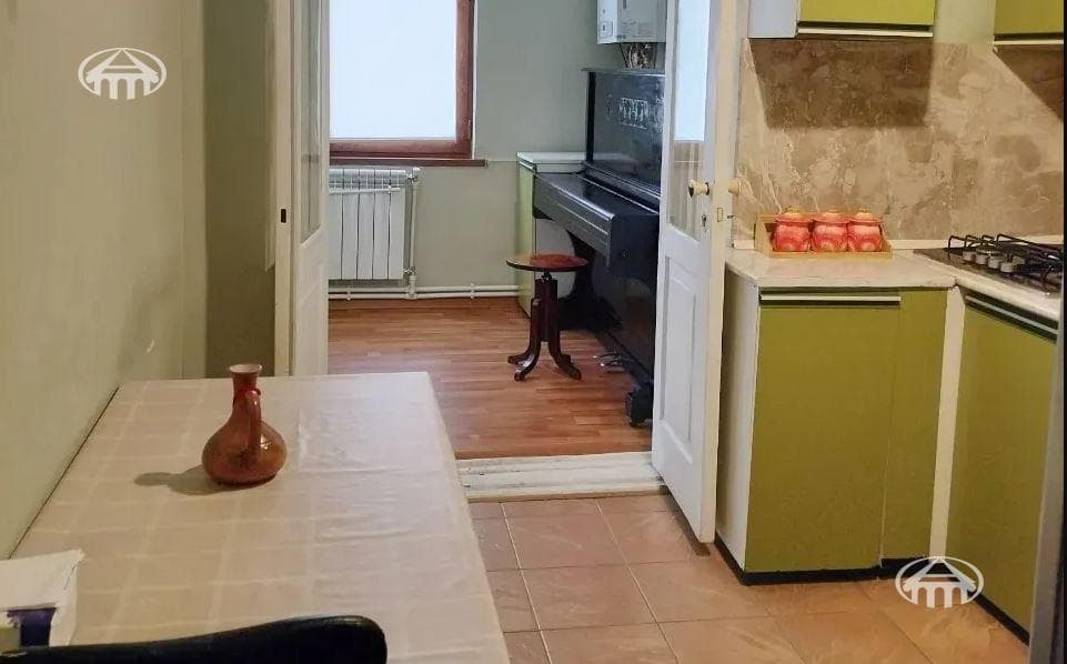 Apartment · 2 rooms · 70 m² · Arabkir