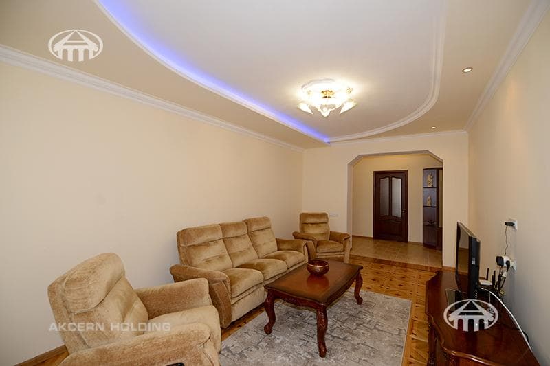 Apartment · 3 rooms · 100 m² · Kentron