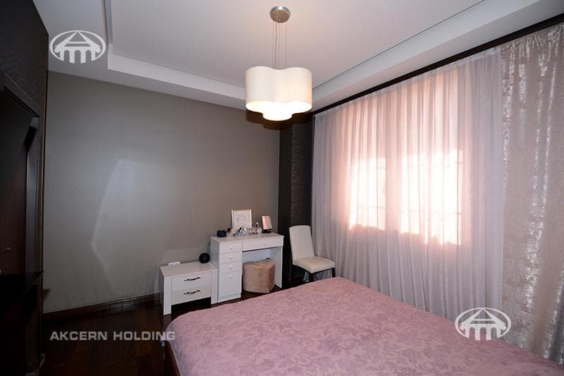 Квартира · 3 комн. · 98 м² · Арабкир