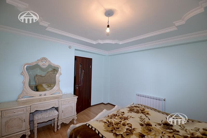 Квартира · 2 комн. · 77 м² · Арабкир