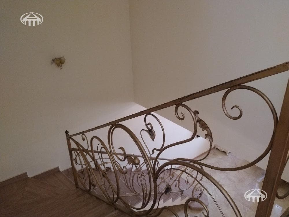 Mansion · 5 rooms · 243 m² · Ajapnyak