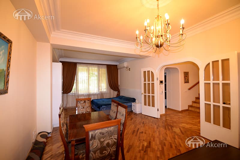 House · 5 rooms · 259 m² · Arabkir — photo 18 / 46