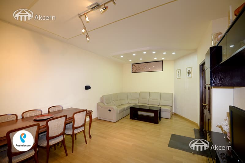 Apartment · 4 rooms · 159 m² · Kentron