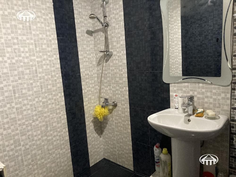 Apartment · 3 rooms · 83 m² · Davtashen