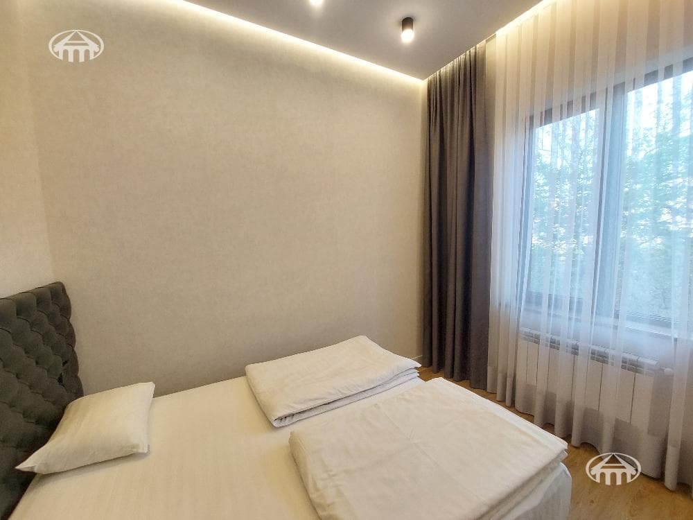 Квартира · 3 комн. · 60 м² · Кентрон