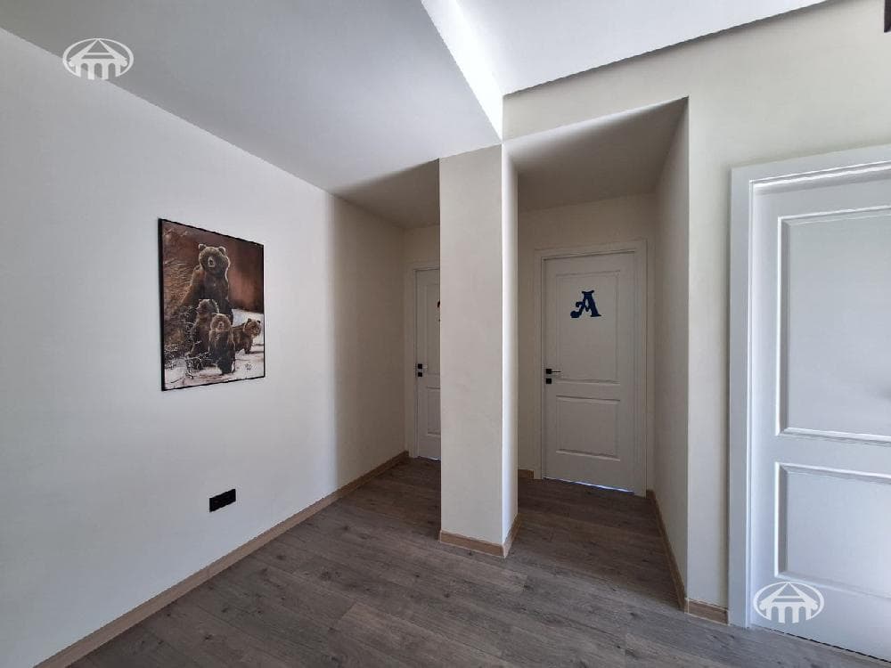 Особняк · 5 комн. · 380 м² · Ариндж