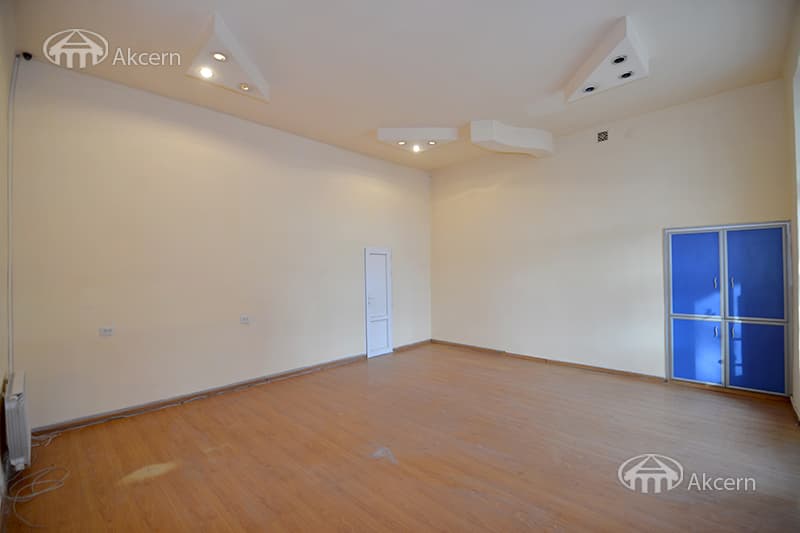 Retail · 59 m² · Ajapnyak