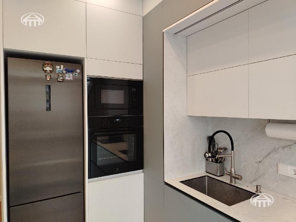 Apartment · 2 rooms · 60 m² · Kentron