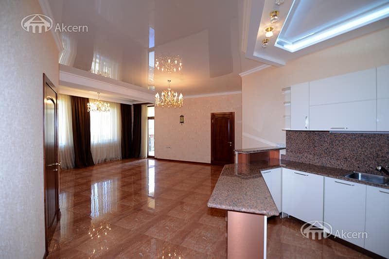 Квартира · 4 комн. · 133 м² · Арабкир